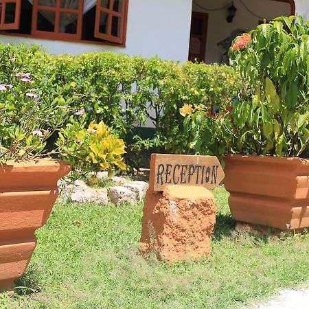 Veronic Self-Catering Guest House Insel Insel La Digue Exterior foto