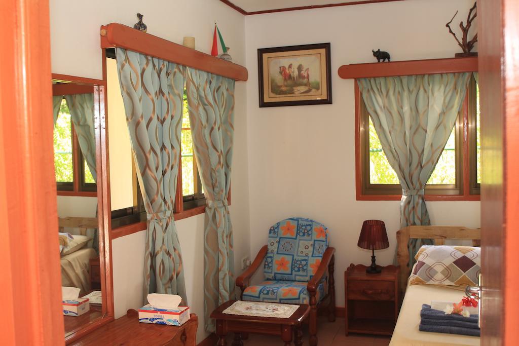 Veronic Self-Catering Guest House Insel Insel La Digue Zimmer foto