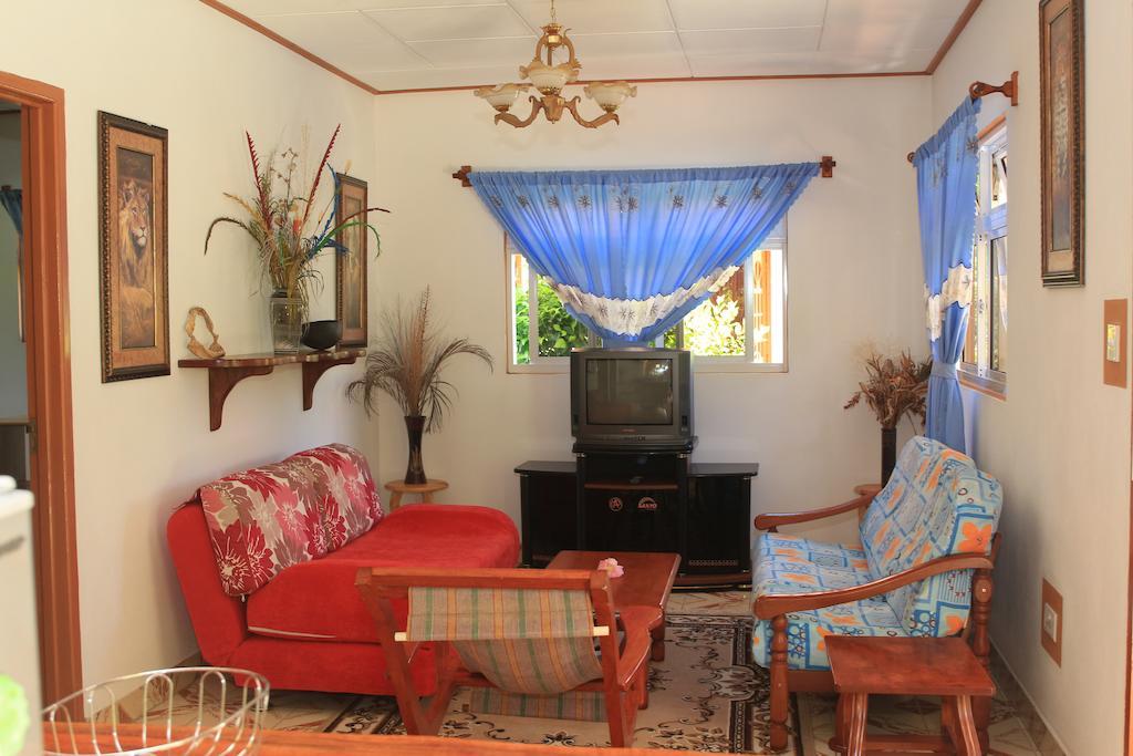 Veronic Self-Catering Guest House Insel Insel La Digue Zimmer foto