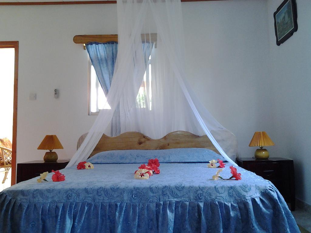 Veronic Self-Catering Guest House Insel Insel La Digue Zimmer foto