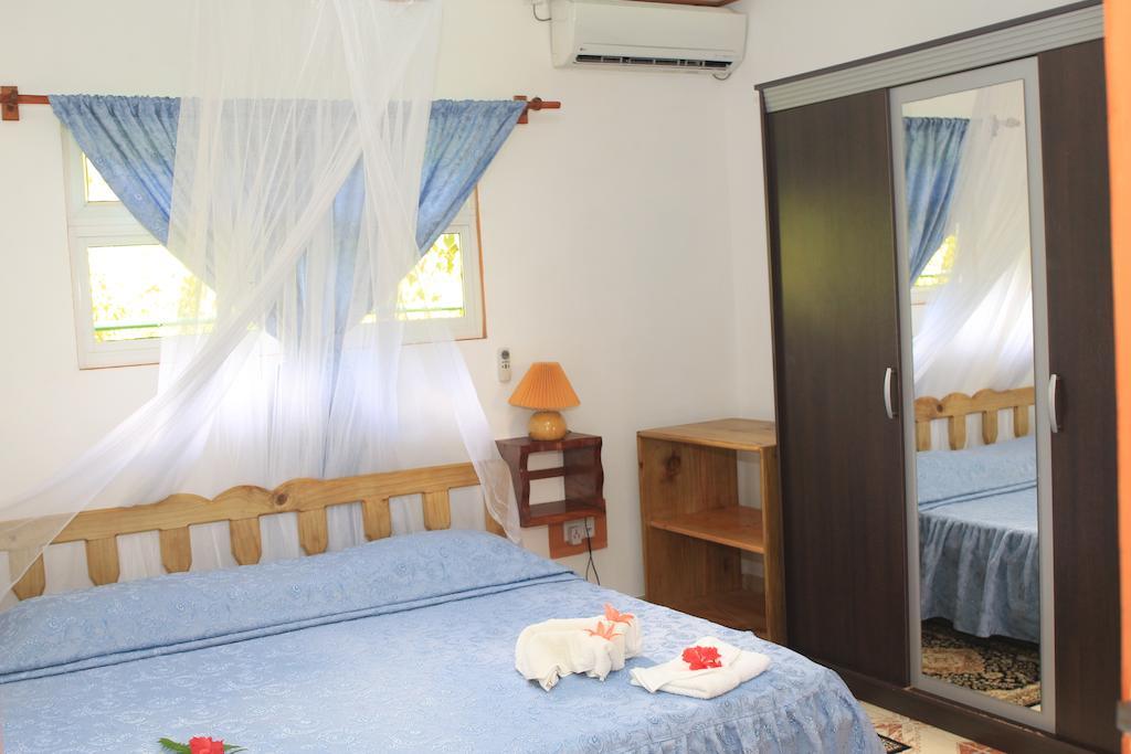 Veronic Self-Catering Guest House Insel Insel La Digue Zimmer foto